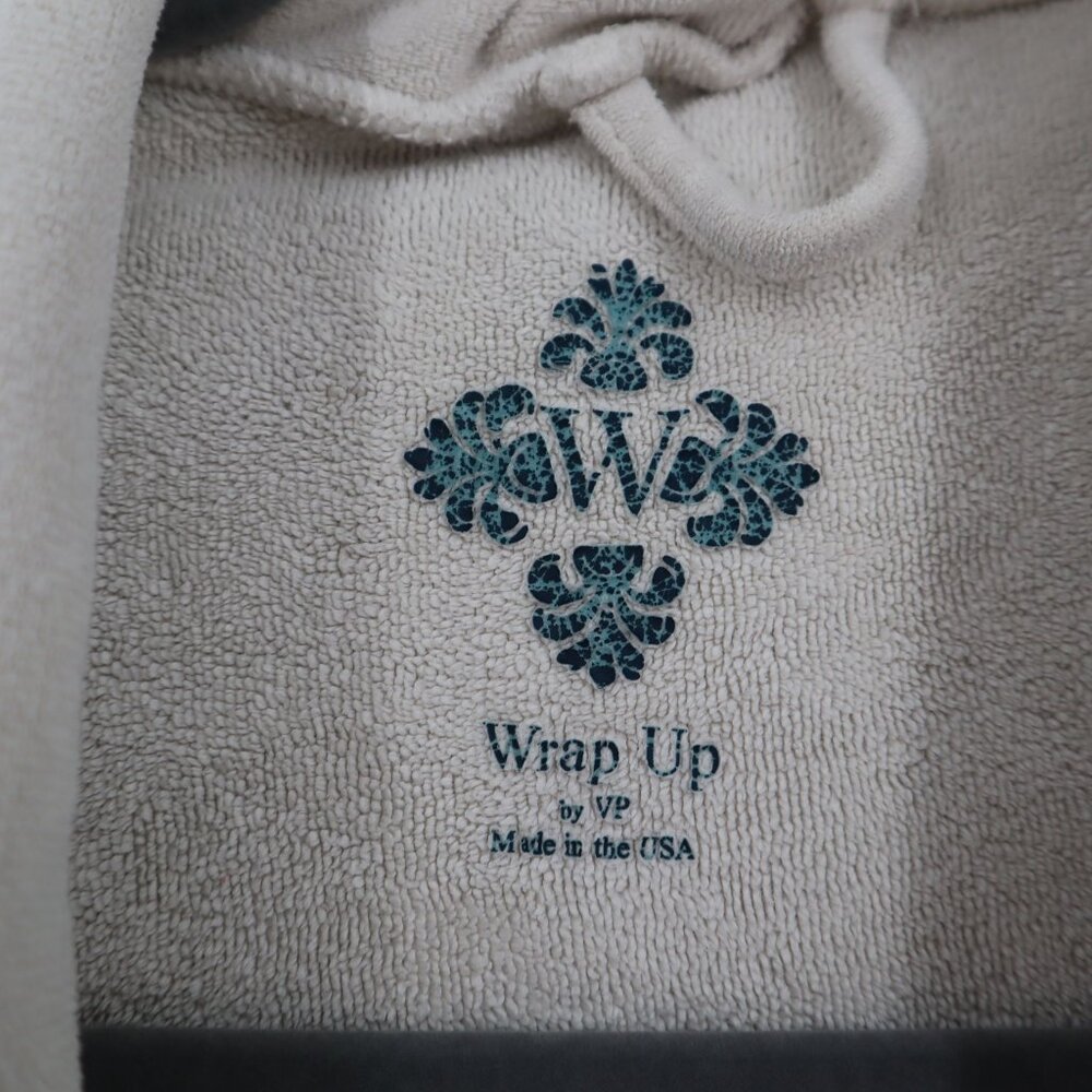 Wrap Up Bathrobe Womens O/S Beige Lounge Wear Travel Preppy Cozycore Relaxed Spa - Picture 2 of 8